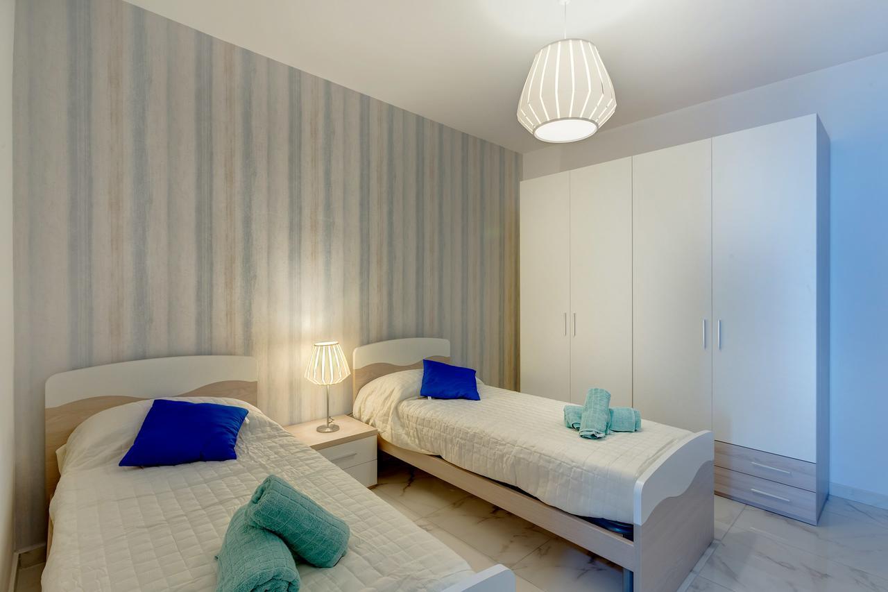 Marvelous 2 Bedroom Apartment By The Sea Аура Экстерьер фото